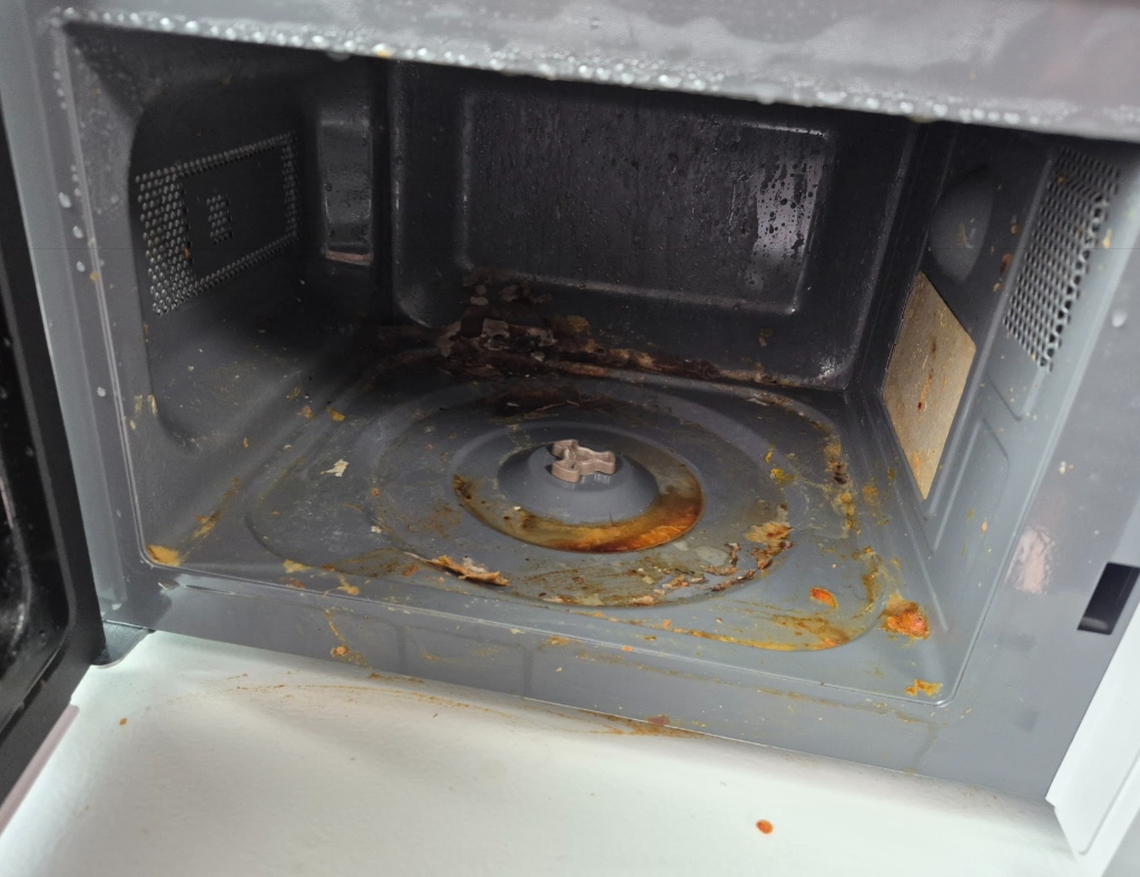 청소 불량 예시 1